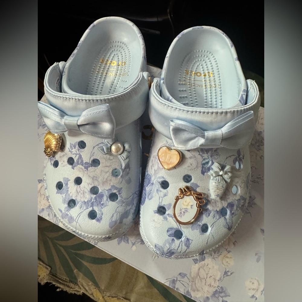 CROCS love shack fancy Light Blue Floral Women's Clog Mules with Bow Accents 7